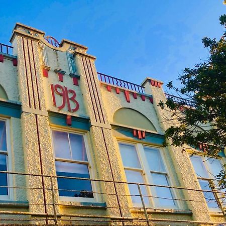 The Clyde Hotel Wairoa Екстер'єр фото